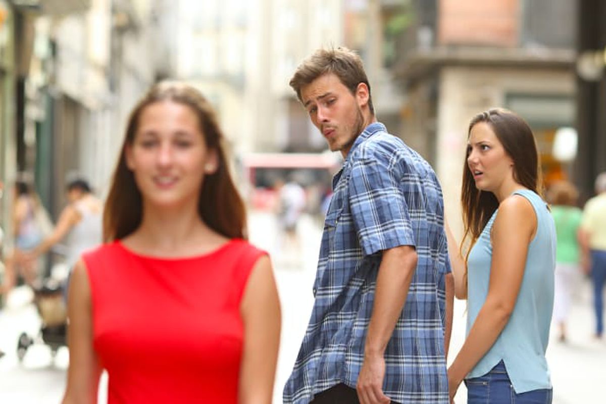 Distracted Boyfriend meme about Magic Spoon